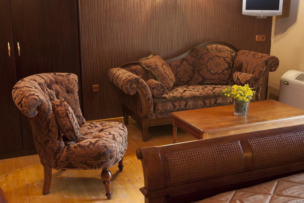 Áno Poróïa Refanidis Natural Luxury Hotel מראה חיצוני תמונה